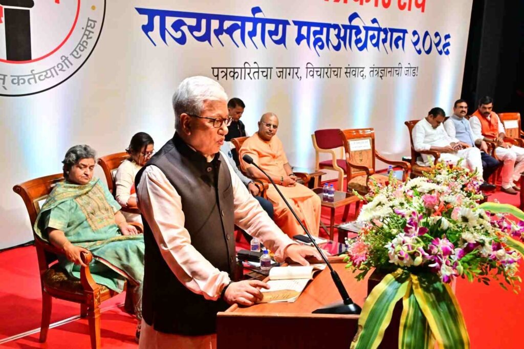 नवतंत्रज्ञानाचा जबाबदारीने स्वीकार करताना पत्रकारांनी सत्य पडताळणी आणि संपादकीय जबाबदारी अबाधित राखावी – राज्यपाल जिष्णु देव वर्मा
